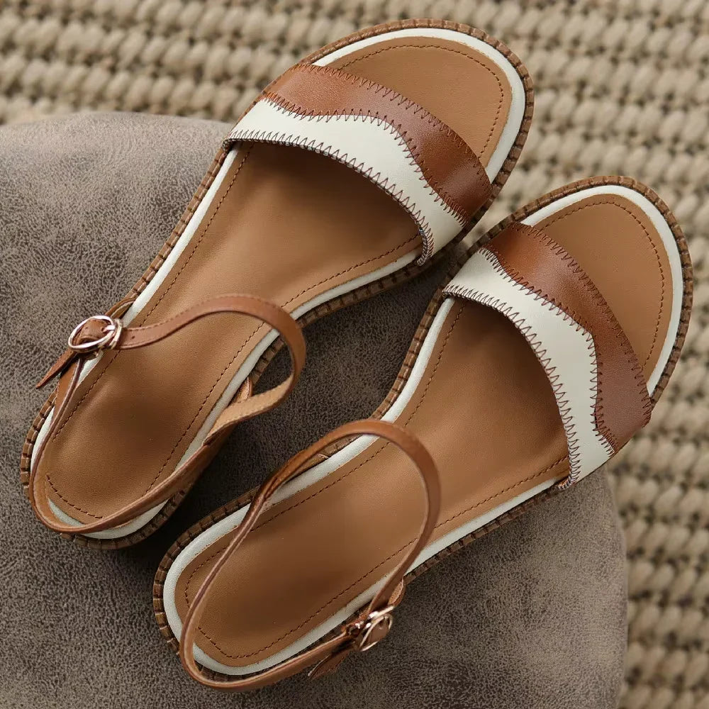 סנדל רטרו נמוך בגימור עור זמש מקורי ללוק נשי אופנתי ולהופעה מסחררת שלך