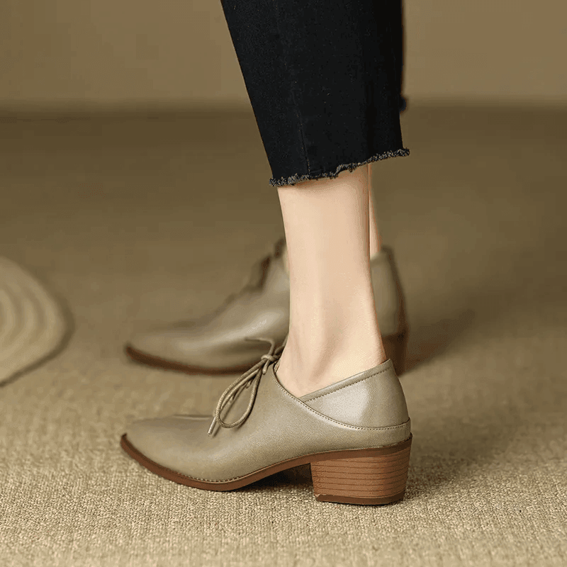 מוקסין עור ספרדי בגימור עור עמיד ללוק טרנדי סוחף והופעה אלגנטית משרדית - לה איסלה