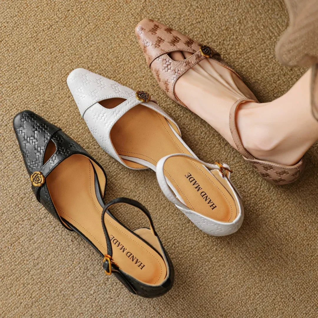 סנדל שפיץ מושקע של מעצב איטלקי מיוחד להופעה נשית אופנתית מדהימה