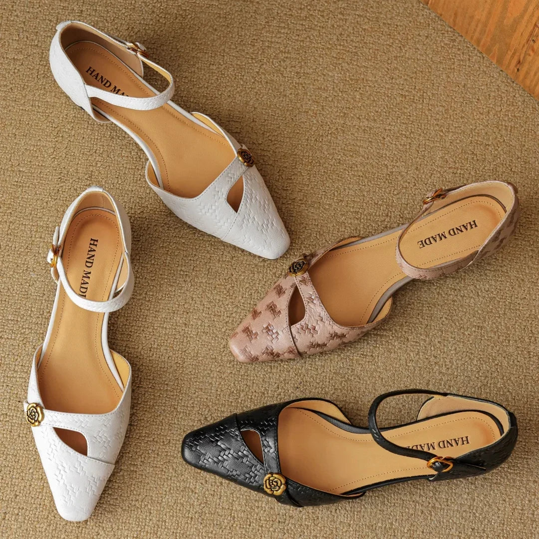 סנדל שפיץ מושקע של מעצב איטלקי מיוחד להופעה נשית אופנתית מדהימה