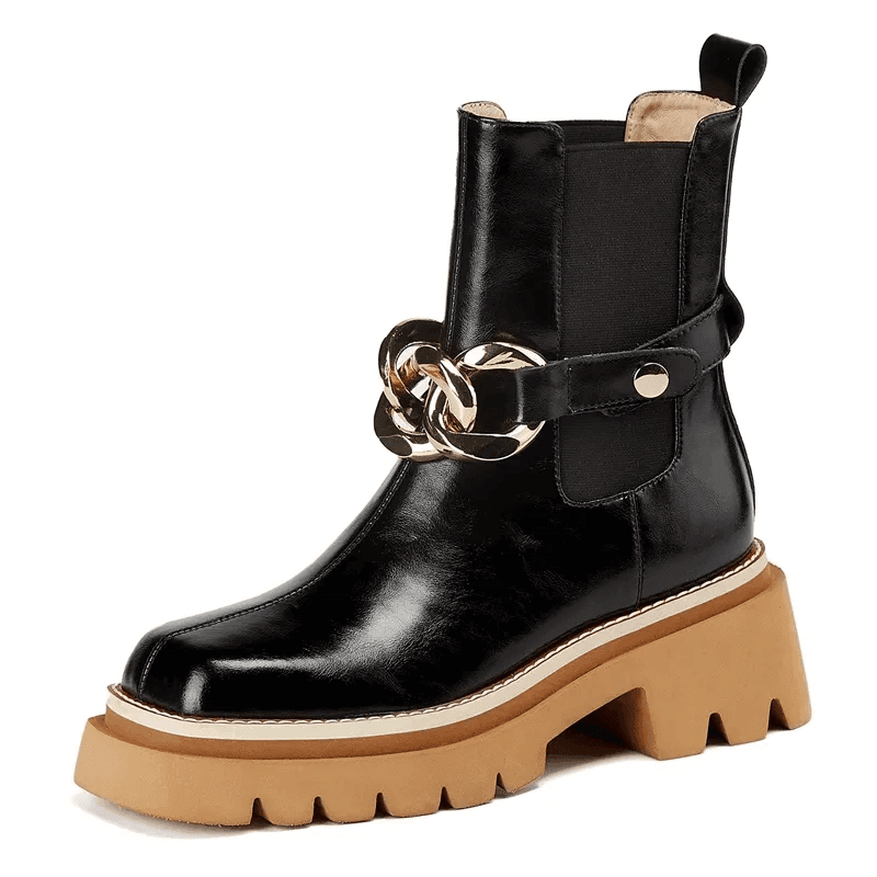 מגפון צ'לסי בשילוב שרשרת זהב שניתן גם להסיר להופעה של אישה שיודעת לשנות הופעה - לה איסלה