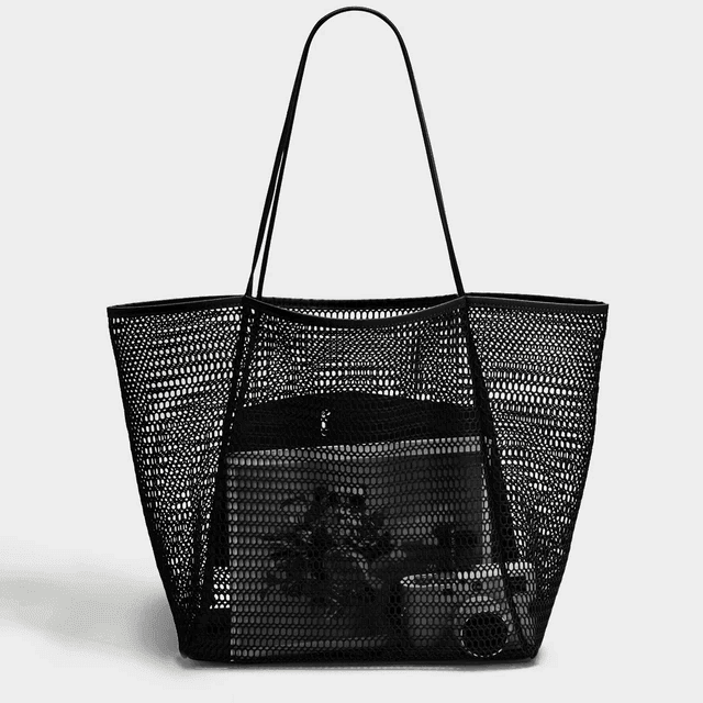 תיק קש אופנתי לקיץ בשיק איטלקי מפתיע לנשיאה של חפצי ערך ללוק יוקרתי נוכח - לה איסלה