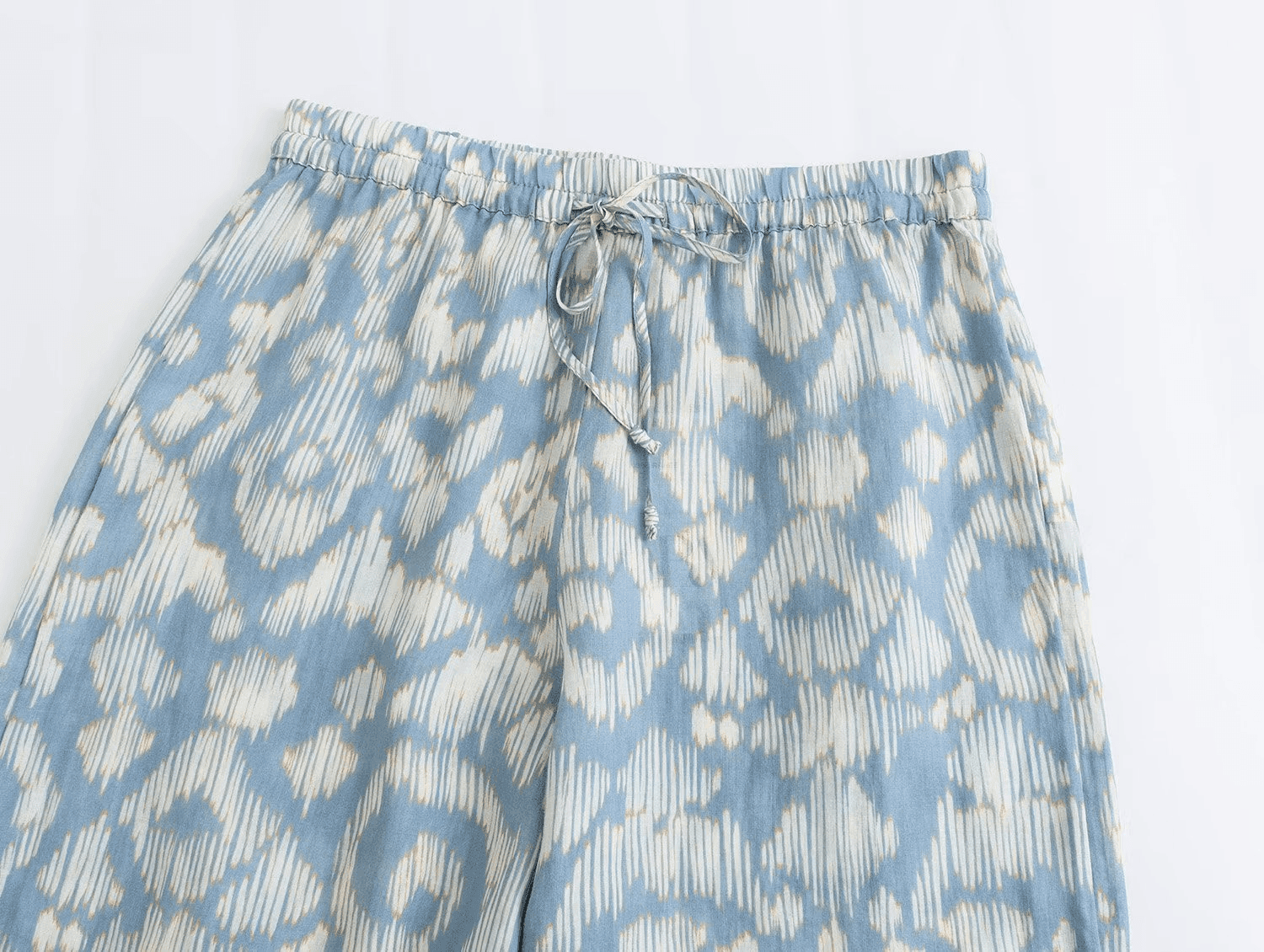 סט פשתן השי של מכופתרת ומכנס גומי בצבעי פסטאל מרשימים ללוק נקי ומיוחד - לה איסלה