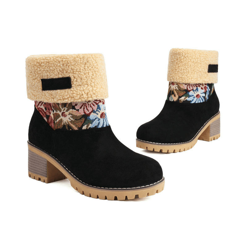 מגפון זמש איכותי בשילוב ריקמת פרחים אלגנטית להופעה של אישה שרוצה להחמיא לעצמה - לה איסלה