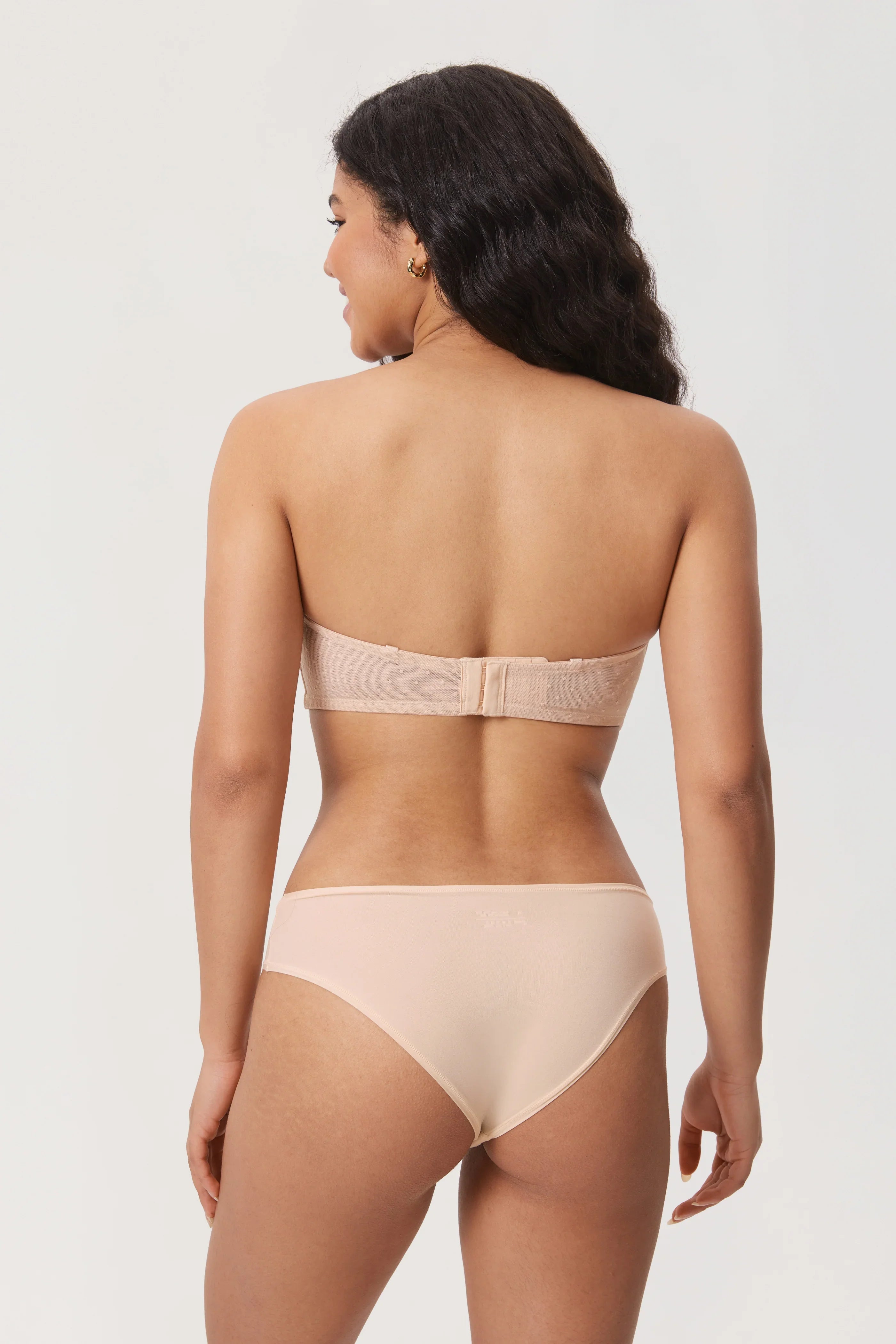 חזיית סטרפלס קייצית עם עצם בגימור תחרה נשי להופעה אופנתית תומכת