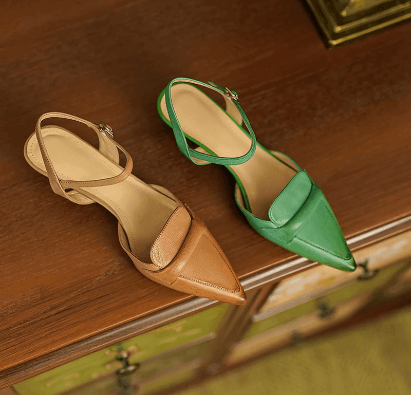 סנדל שפיצי בגימור עור מקורי מספרד ללוק נשי מקסים ולהופעה אלגנטית שלך - לה איסלה