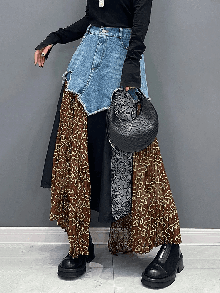 חצאית ג'ינס סטרצ'ית בשילוב כותנה בהדפס חייתי ללוק נשי כובש ולהופעה לוהטת - לה איסלה