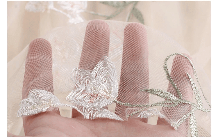 חצאית שיפון משגעת בגימור עיטורי פרחים אופנתיים ללוק של נסיכה ולהופעה עדינה - לה איסלה