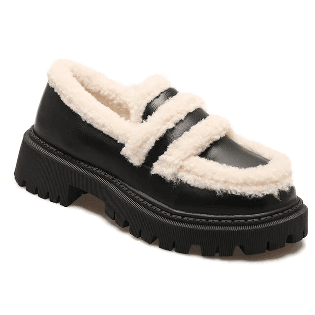 מוקסין עור איטלקי בגימור פרוותי מהפנט ללוק נשי חזק ובולט - לה איסלה