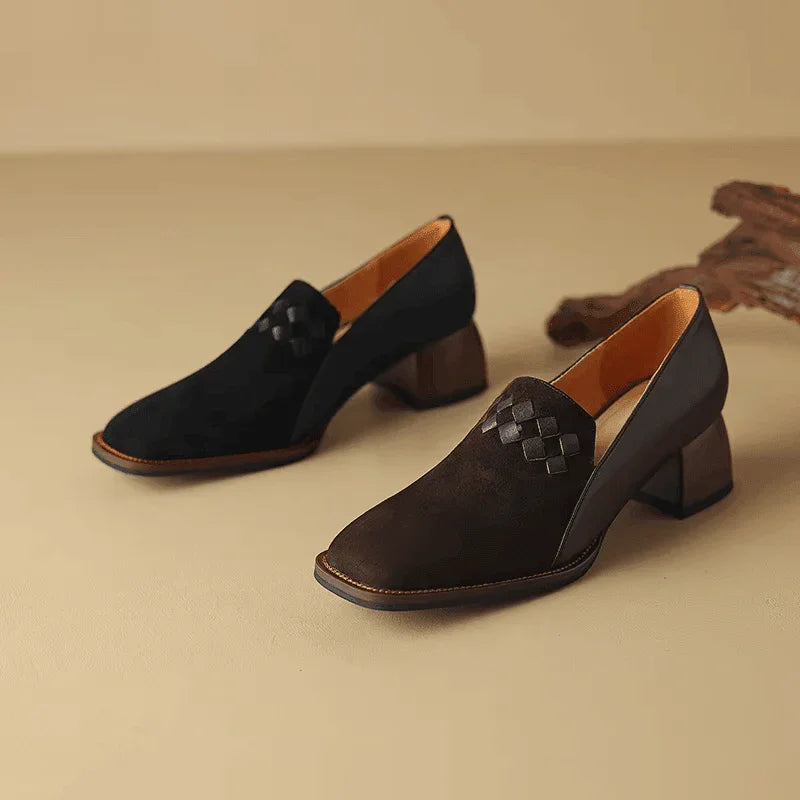 אוקספורד עור בגימור זמש מושקע ללוק מיוחד לערב וגם להופעה משרדית