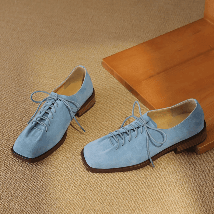 מוקסין זמש עם שרוכים בגיזרה גברית מדליקה להופעה נשית מחייבת וללוק כובש - לה איסלה