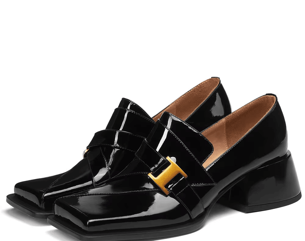 מוקסין לקה איטלקי בגימור נשי מרשים ללוק של אישה אלגנטית חכמה