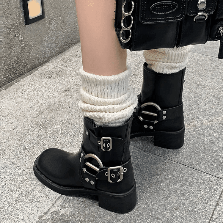 מגף בוקרים קצר בגיזרה שיקית של קטלוג מעצבים להופעה נשית מהפנטת - לה איסלה