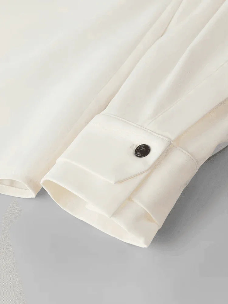 מכופתרת אוברסייז איכותית מספרד להופעה נשית שמכתיבה אופנה וללוק משובח