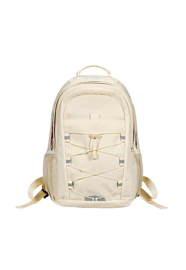 תיק גב מושלם ללפ טופ בגימור פרקטי ובחלוקה נבונה של תאים ללוק נשי לא מתאמץ