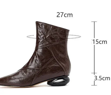 מגפון איטלקי בעקב ייחודי ללוק נשי שפיצי מהפנט ולהופעה מושקעת שלך