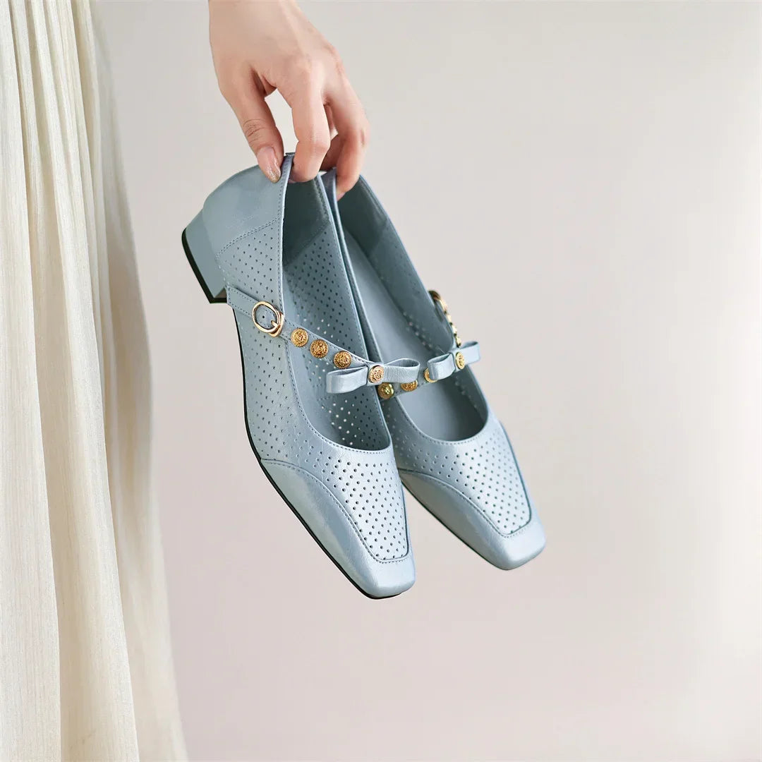 מוקסין עור מספרד באימום נשי נוח ללק של אישה צבעונית נבונה