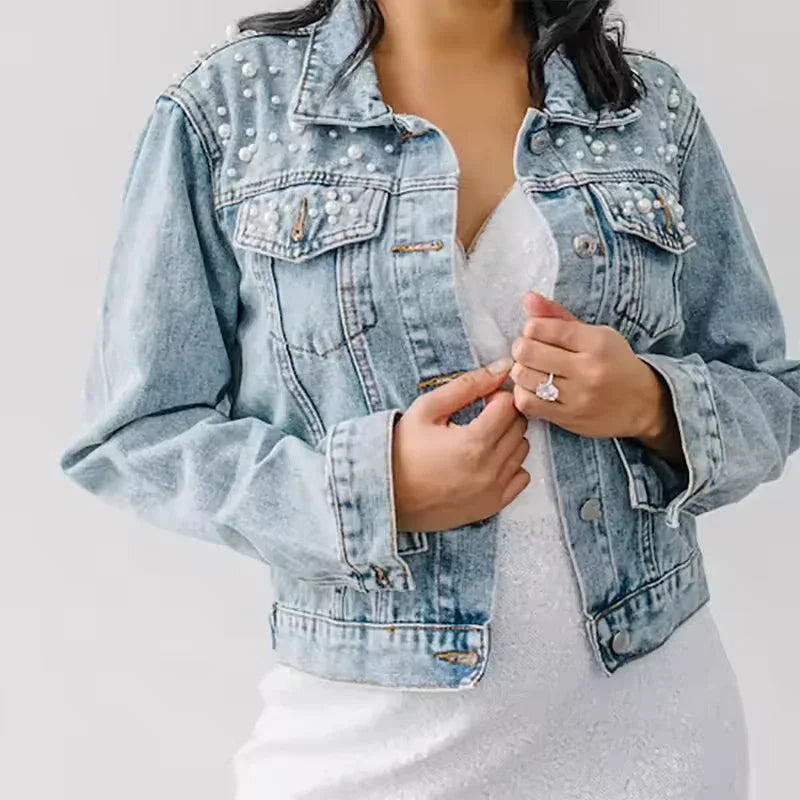 ג'קט ג'ינס מדליק בריקמת כיתוב בהזמנה אישית ללוק פרטי אקסלוסיבי