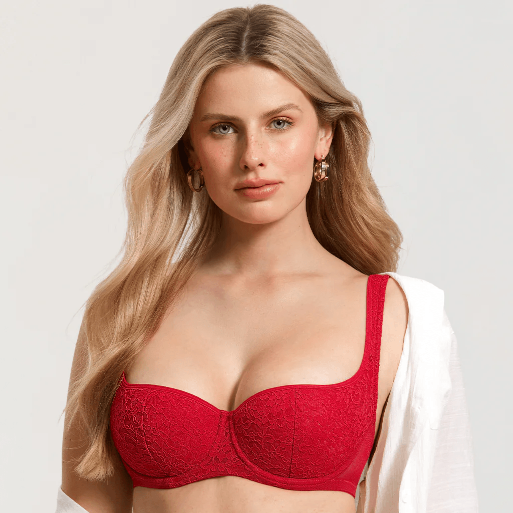 חזיית עצם בגימור שמחטב ומרים את החזה להופעה שחוגגת את האהבה כל השנה