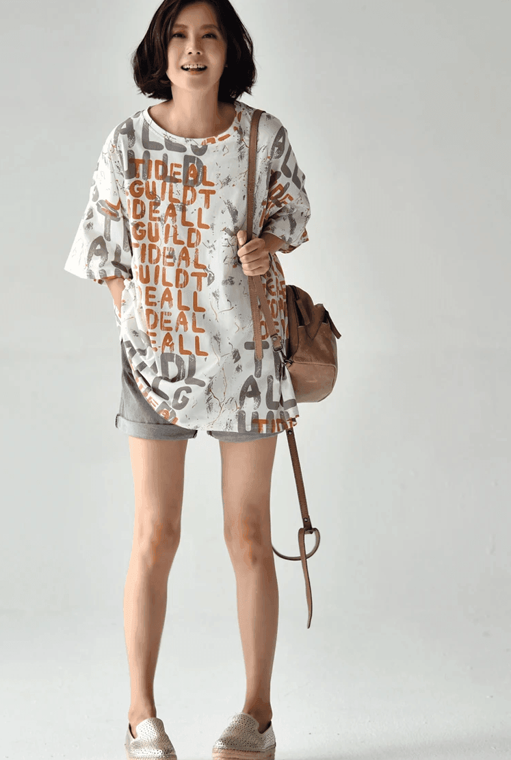 חולצת אוברסייז מרשימה בגימור נשי אותנטי ללוק של אישה סוחפת ועדכנית - לה איסלה