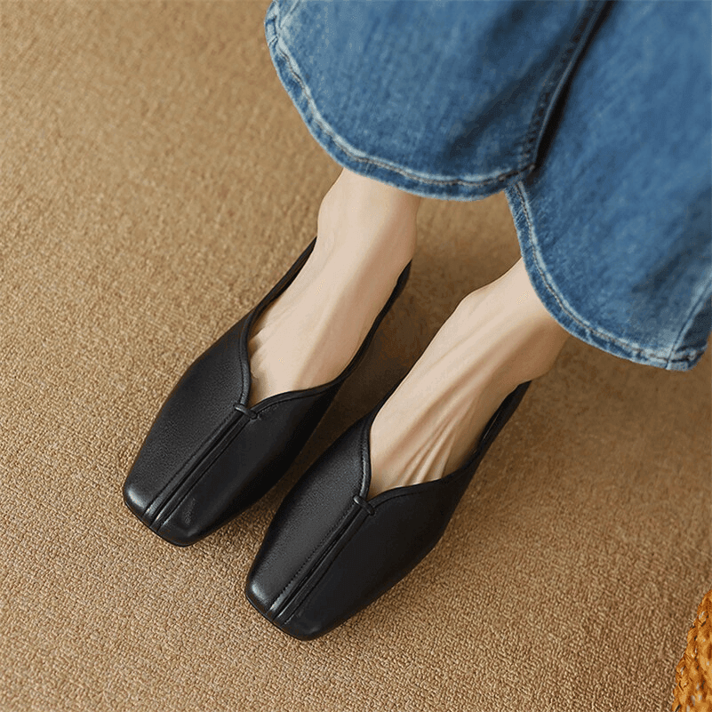 נעל בובה איטלקית מעור מקורי של מעצב ידוע בגימור רטקו של שנות ה-90 ללוק מ-ש-ג-ע - לה איסלה