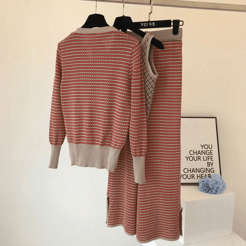 סט שלושה חלקים בסיגנון שנות ה-90 להופעה נשית מושכת ומדוייקת וללוק שלא ישכחו לך - לה איסלה