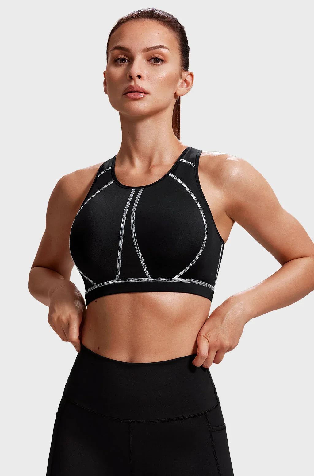 חזיית ספורט אורטופדית מבד סטרצ'י קליל ומנדף זיעה