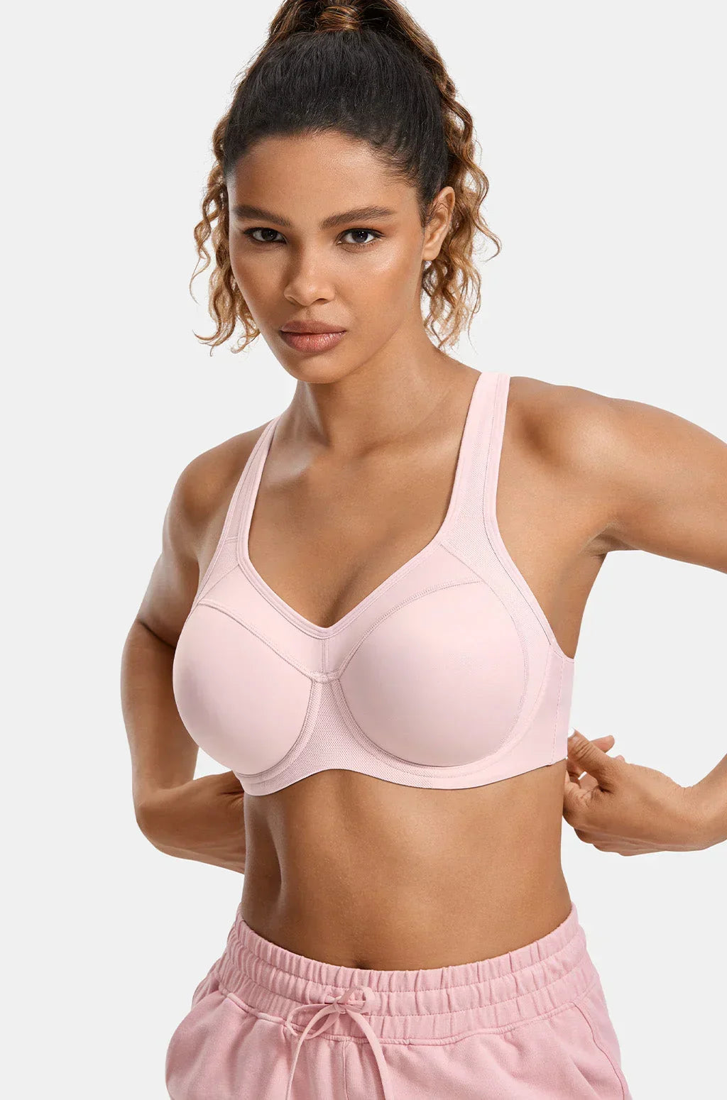 חזיית ספורט אורטופדית עם עצם בעצוב מהפכני שמרים את החזה ומגן על הגב התחתון