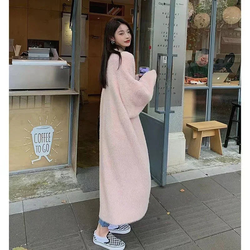 קרדיגן מ-ש-ג-ע מילאנו בשילוב אנגורה ללוק יוקרתי ולהופעה שמשדרגת לך את כל הלוק