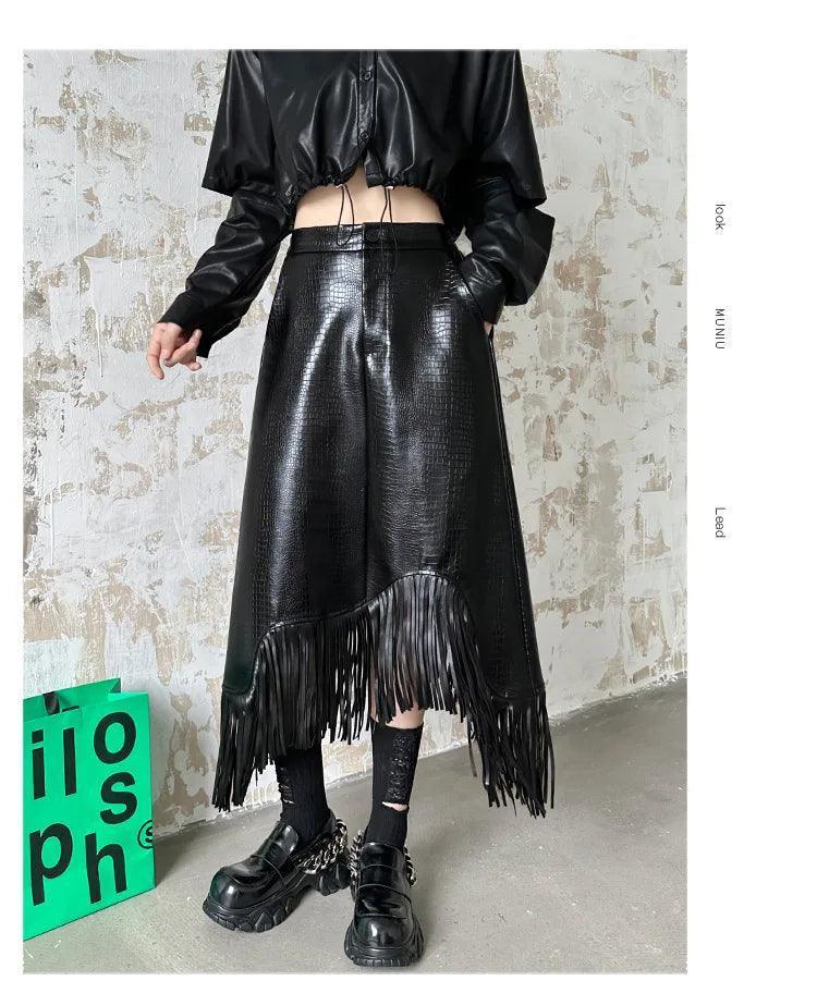 חצאית נשית חתיכית מושלמת להופעה נשית מרהיבה - לה איסלה