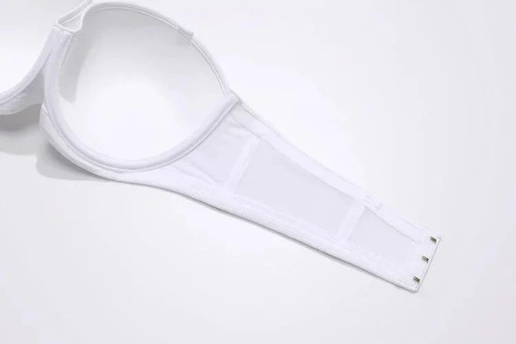 סטרפלס עם עצם בריפוד עדין ללוק מחמיא לחזה בכל המידות ולהופעה קלילה לקיץ