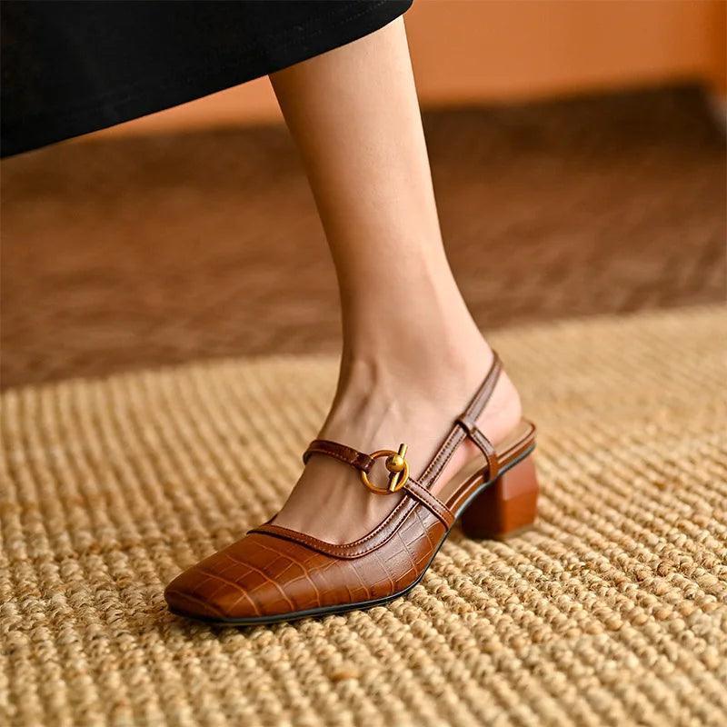 סנדל עקב מעור מקורי להופעה נשית קייצית מושלמת - לה איסלה: אופנה וחזיות פרימיום