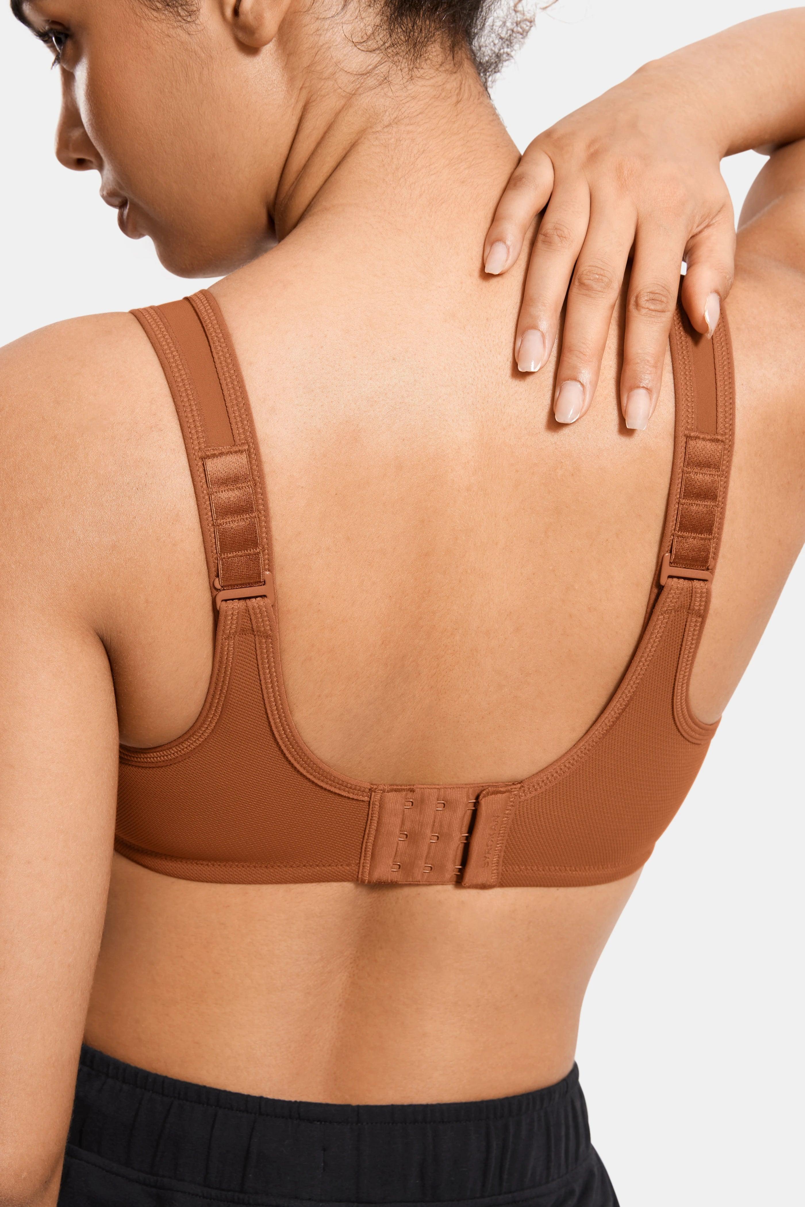 חזיית ספורט עם עצם בגיזרה תומכת לחזה שופע ורחב להופעה פרקטית נוחה