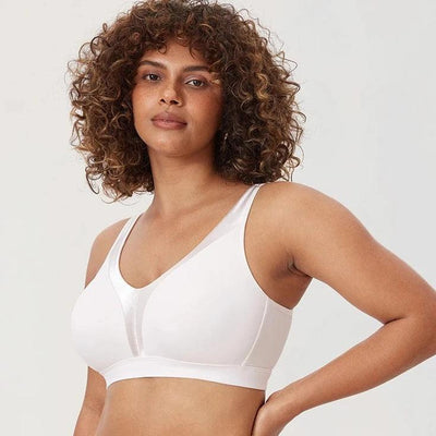 חזיית משי ללא עצם בשילוב בד סטאן מהפנט להופעה נשית מדוייקת ולנוחות לעמוד השידרה