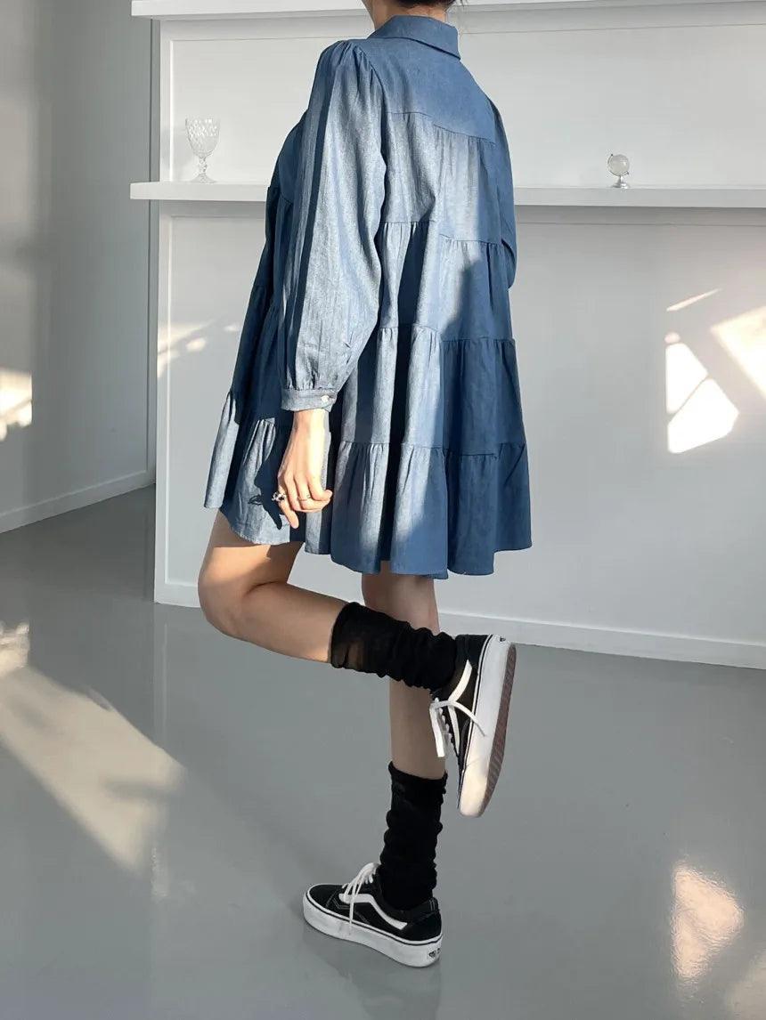 שמלת דנם ג'ינס מושלמת ורחבה בגיזרה נשית מתנפנפת להופעה שתרגישי בה נועזת