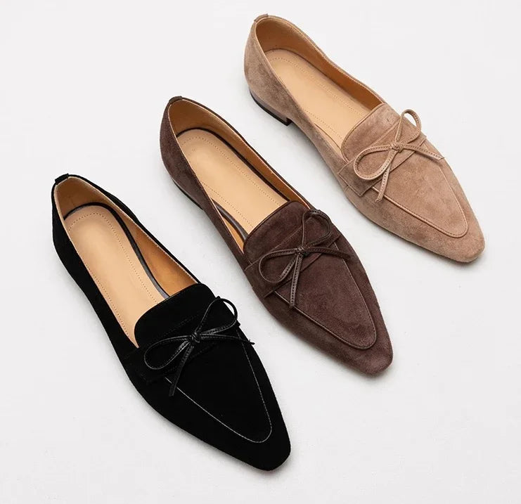 מוקסין עור מספרד בגימור משולב עם זמש יוקרתי להופעה מעודנת וללוק נשי מהפנט