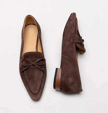 מוקסין עור מספרד בגימור משולב עם זמש יוקרתי להופעה מעודנת וללוק נשי מהפנט