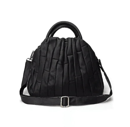 תיק עור אופנתי באימום רך וטרנדי להופעה נשית מהפנטת וללווק מנצח שלך