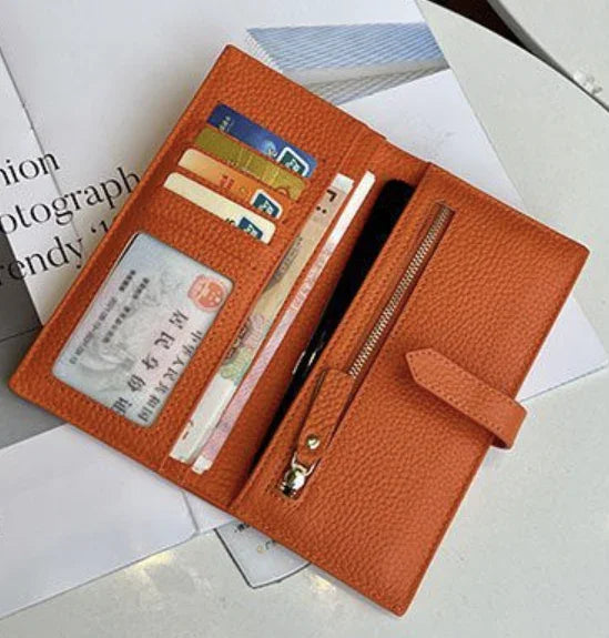 ארנק עור מקורי בגימור איטלקי קליל ודק להופעה נשית יוקרתית ובחלוקה נבונה של תאים