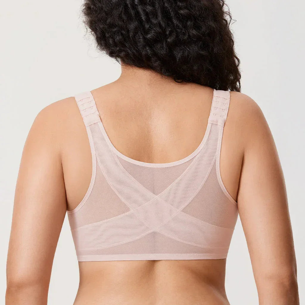 חזייה נשית אלגנטית בסגירה קידמית סקסית למראה נועז ובולט