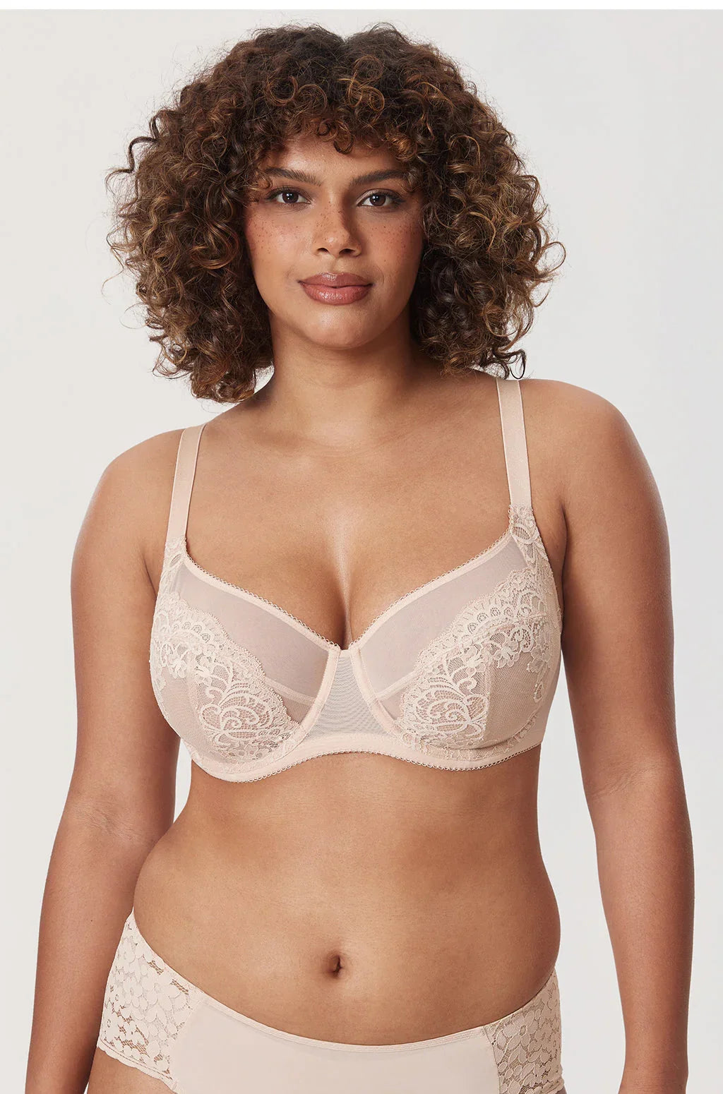 חזיית תחרה עם עצם בגימור נשי שעוטף את החזה ללוק נשי מהפנט ולהופעה נוחה