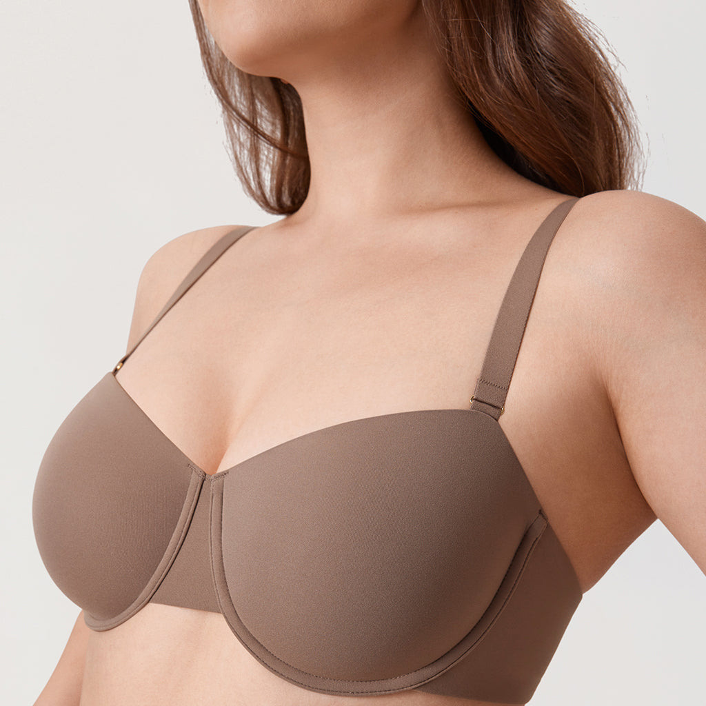 חזיית תמיכה למחשוף מחמיא