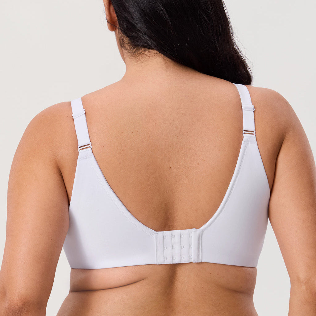 חזיית עצם חלקה ומחטבת למראה טבעי מתחת לבגדים