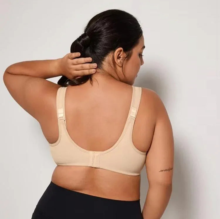 חזיית ספורט עם עצם בגיזרה תומכת לחזה שופע ורחב להופעה פרקטית נוחה