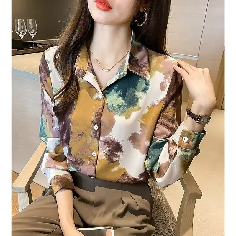 מכופתרת 'טאי דאי' מדליקה בגימור אופנתי טרנדי להופעה של אישה כובשת