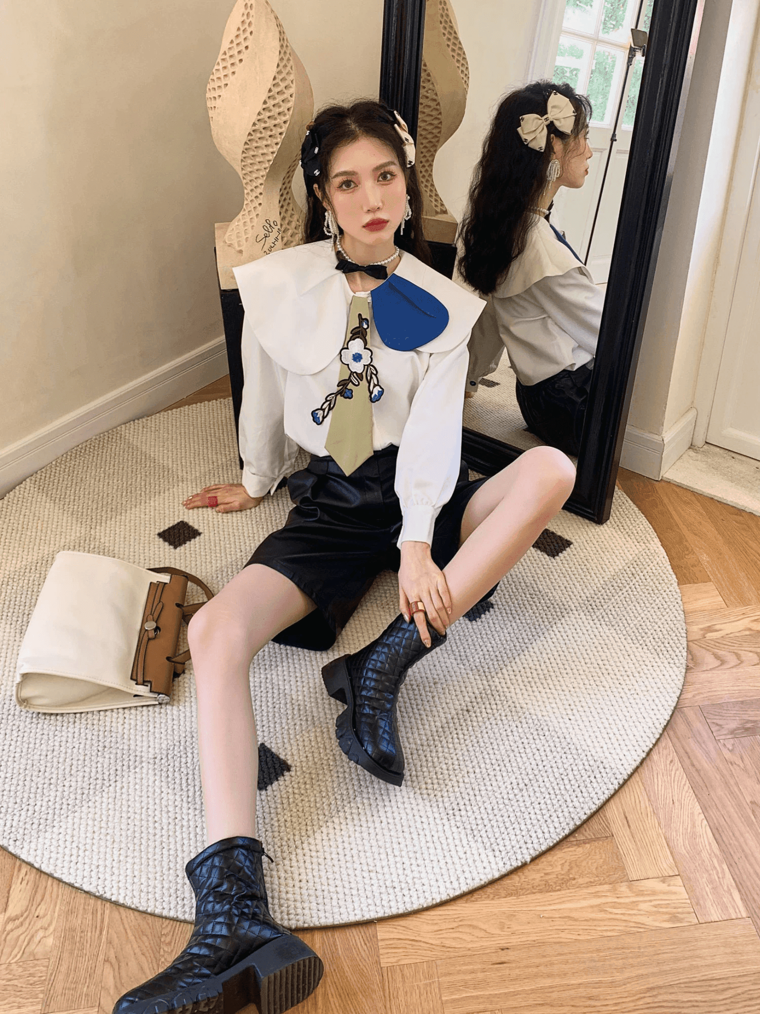 חולצת וינטאג' מרהיבה בגימור צווארון ייחודי של מעצב להופעה של אישה חזקה - לה איסלה