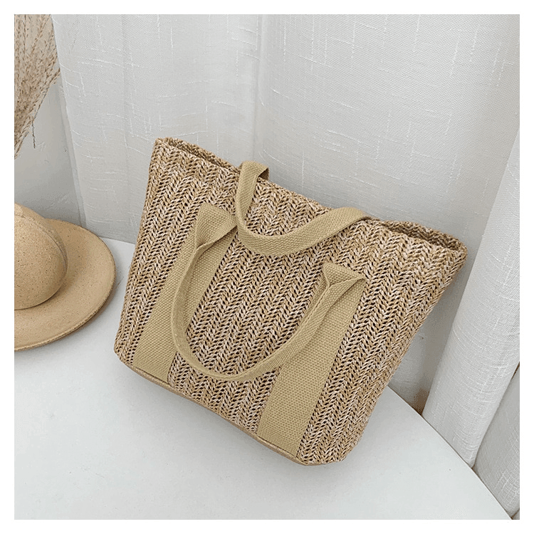 תיק קש קטן ואופנתי של מעצב איטלקי בגימור נשי טרנדי ללוק נפלא לעונה - לה איסלה