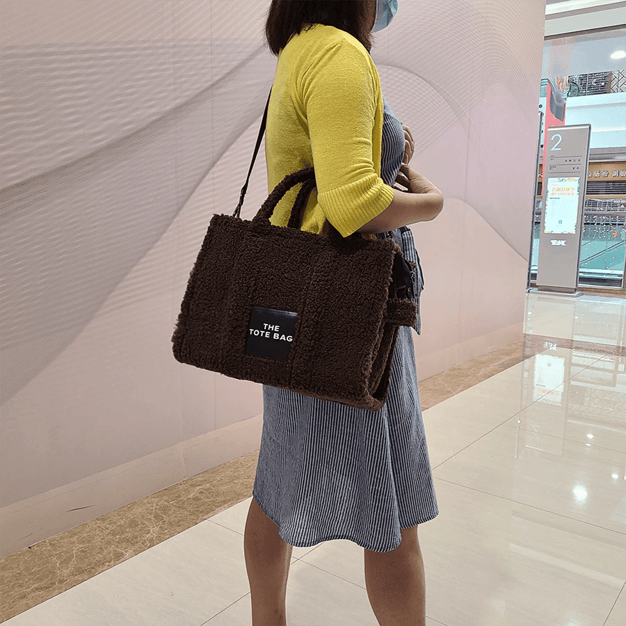 תיק מעצב מניו יורק בסיגנון 'טדי בר ' להופעה מדליקה ומיוחדת - לה איסלה