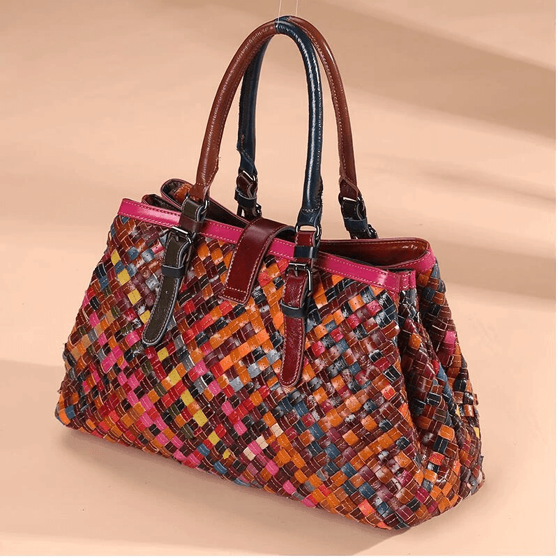 תיק יוקרתי של מעצב איטלקי בגימור פסיפס מושלם להופעה טרנדית אופנתית מ-ש-ג-ע-ת - לה איסלה