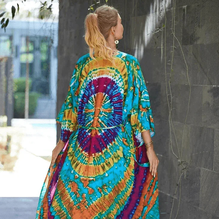 קרדיגן חוף מ-ה-מ-ם בהדפסים קייצים מושקעים של מעצב להופעה נשית מעצימה - לה איסלה